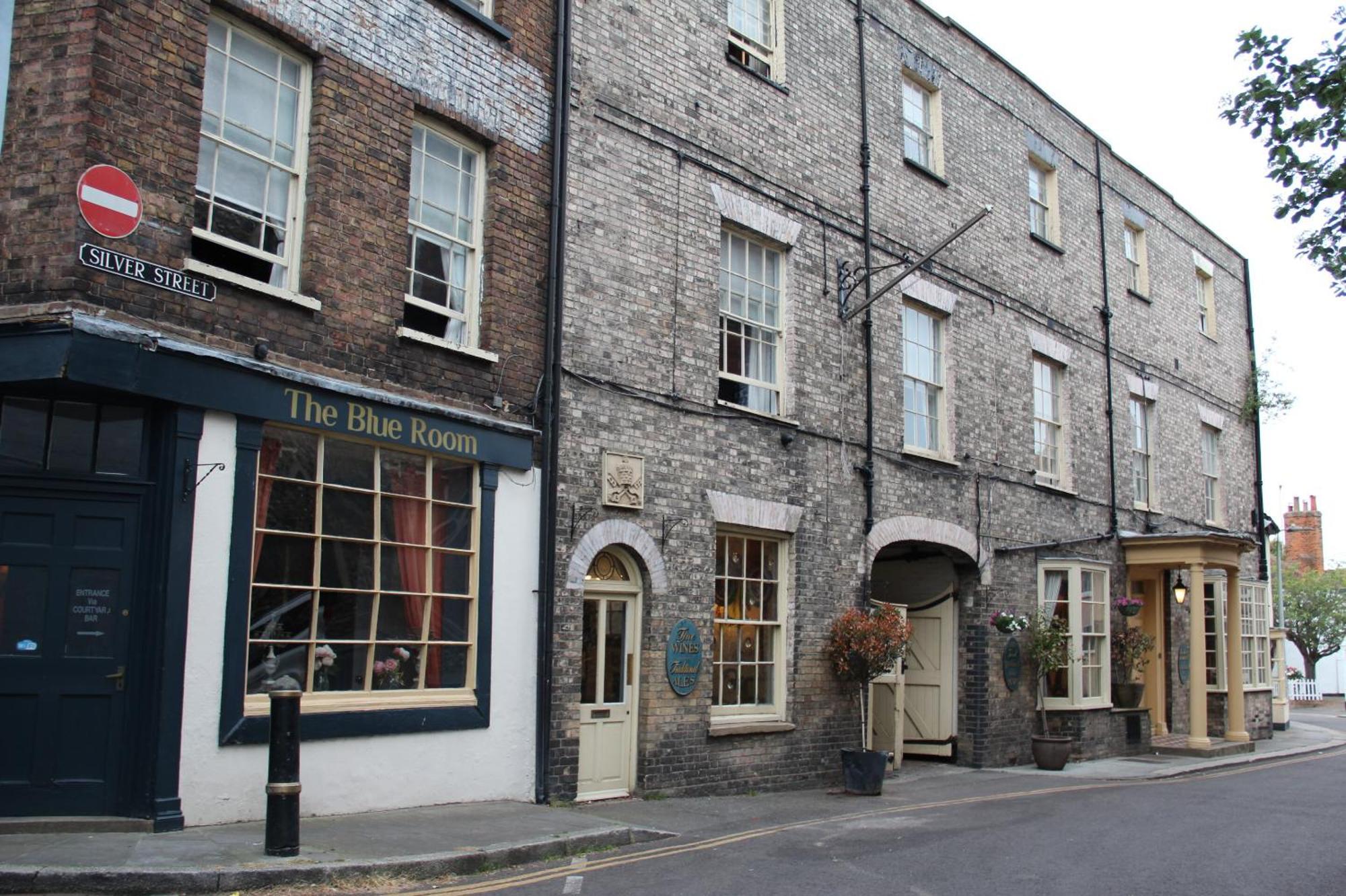 Blue Boar Hotel Maldon Exterior photo